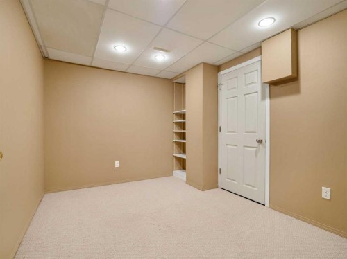 123 Stoney Crescent West, Lethbridge, AB - Indoor Photo Showing Basement