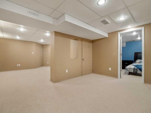 123 Stoney Crescent West, Lethbridge, AB - Indoor Photo Showing Basement
