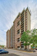 711-4944 dalton Drive NW Calgary, AB T3A 2E6