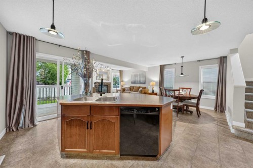 161 Everoak Gardens Sw, Calgary, AB 