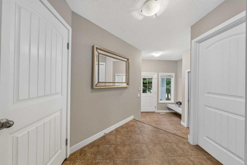 161 Everoak Gardens Sw, Calgary, AB 