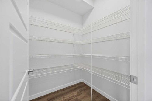 8 Hotchkiss Parade Se, Calgary, AB 