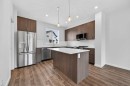 8 Hotchkiss Parade Se, Calgary, AB 