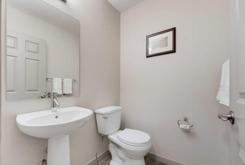 590 River Heights Crescent, Cochrane, AB 