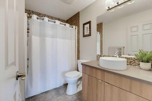 590 River Heights Crescent, Cochrane, AB 