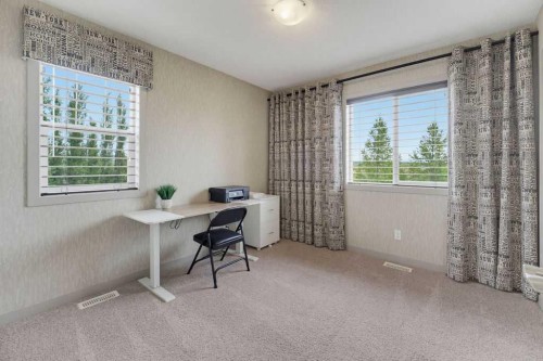 590 River Heights Crescent, Cochrane, AB 