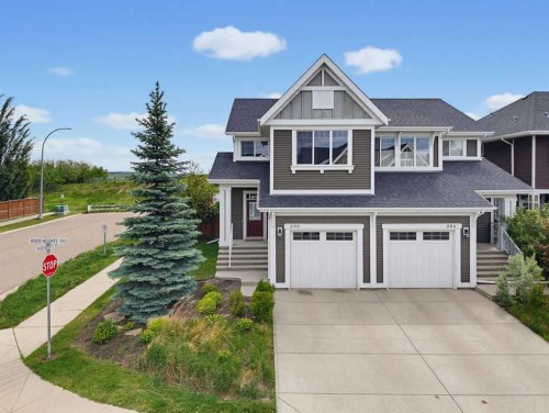 590 River Heights Crescent, Cochrane, AB 