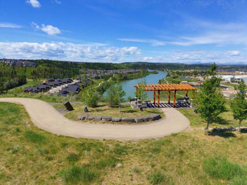 590 River Heights Crescent, Cochrane, AB 