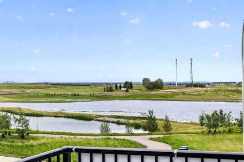 6 Hotchkiss Parade Se, Calgary, AB - Outdoor With View