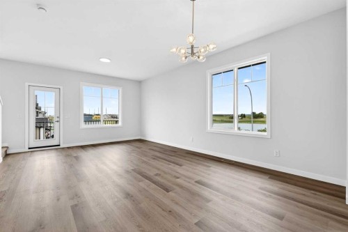 6 Hotchkiss Parade Se, Calgary, AB - Indoor