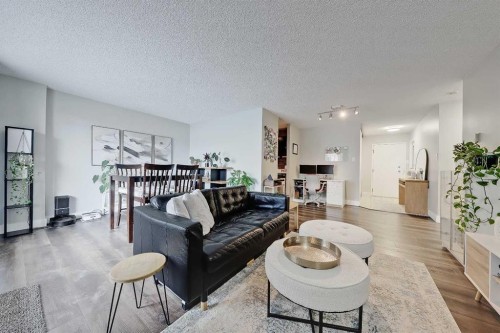 708-718 12 Avenue SW Calgary, AB T2R 0H7