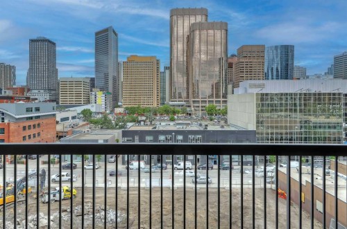 708-718 12 Avenue Sw, Calgary, AB - Outdoor