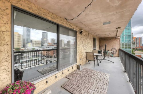 708-718 12 Avenue Sw, Calgary, AB - Outdoor With Balcony With Deck Patio Veranda With Exterior