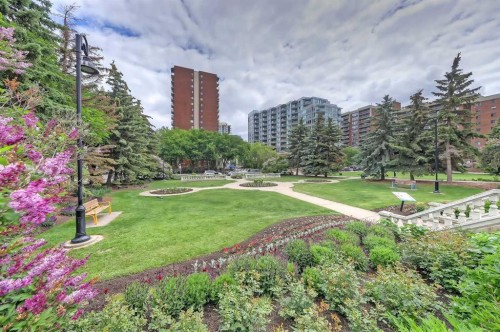708-718 12 Avenue Sw, Calgary, AB - Outdoor