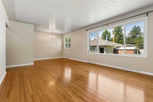 1306 87 Avenue Sw, Calgary, AB 