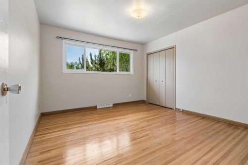 1306 87 Avenue Sw, Calgary, AB 