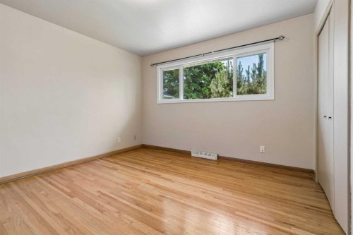 1306 87 Avenue Sw, Calgary, AB 