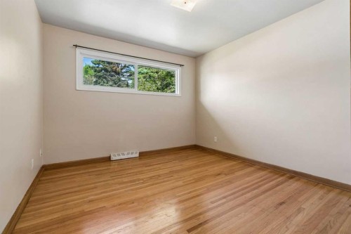 1306 87 Avenue Sw, Calgary, AB 