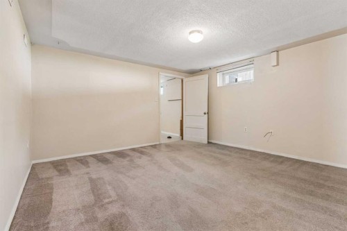 1306 87 Avenue Sw, Calgary, AB 