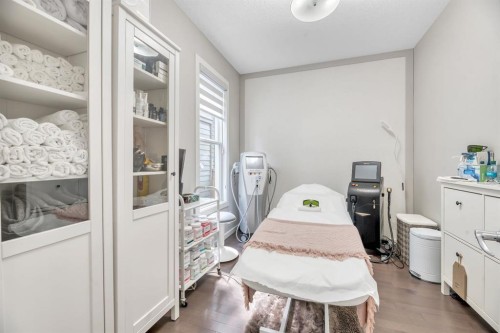 31 Mahogany Way Se, Calgary, AB 