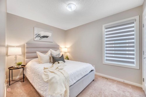 31 Mahogany Way Se, Calgary, AB 