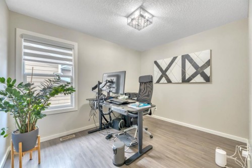 31 Mahogany Way Se, Calgary, AB 