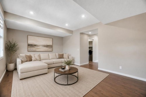 31 Mahogany Way Se, Calgary, AB 