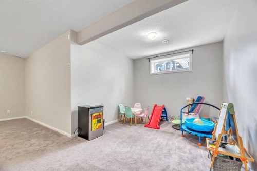 31 Mahogany Way Se, Calgary, AB 