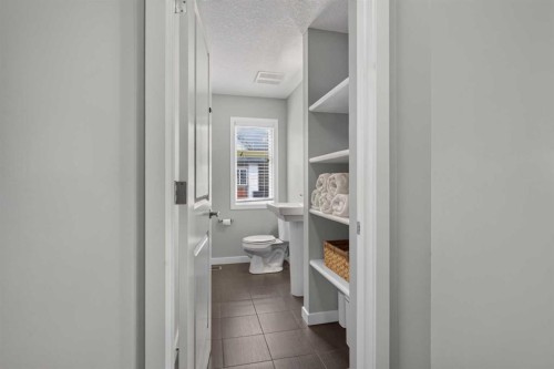 98 Copperstone Common Se, Calgary, AB 