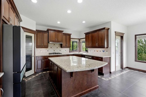 236 Parkmere Court, Chestermere, AB 