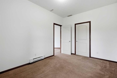236 Parkmere Court, Chestermere, AB 