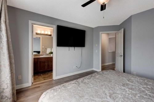 153 Chaparral Valley Mews Se, Calgary, AB 
