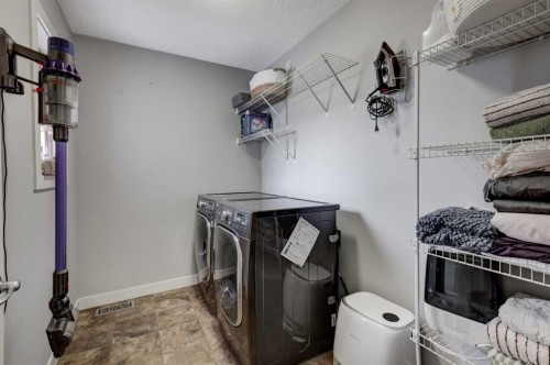 153 Chaparral Valley Mews Se, Calgary, AB 
