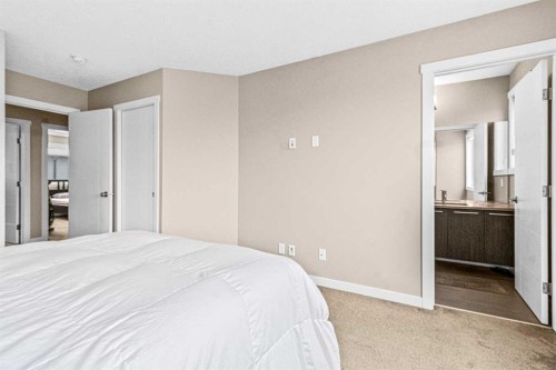 601-218 Sherwood Square Nw, Calgary, AB 