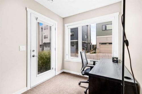 601-218 Sherwood Square Nw, Calgary, AB 