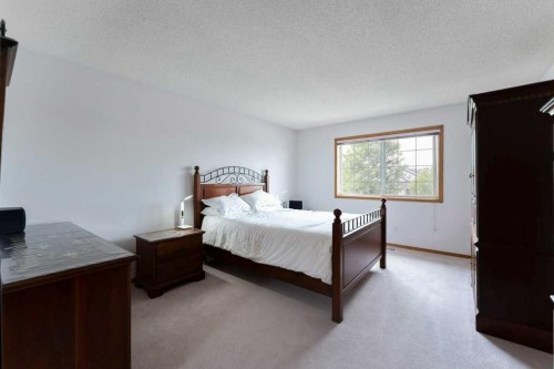 62 Edgebrook Heights Nw, Calgary, AB 