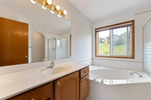 62 Edgebrook Heights Nw, Calgary, AB 