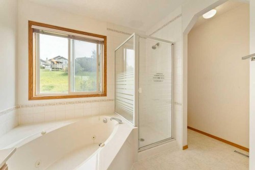 62 Edgebrook Heights Nw, Calgary, AB 