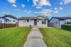 1527 Maitland Drive NE Calgary, AB T2A 5V2