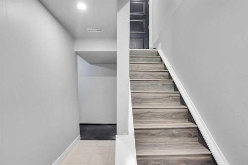 1527 Maitland Drive Ne, Calgary, AB 