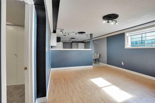 1527 Maitland Drive Ne, Calgary, AB 