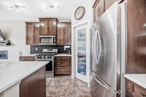 176 Evanspark Gardens, Calgary, AB 
