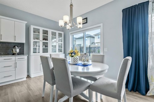 140 Wildrose Drive, Strathmore, AB 
