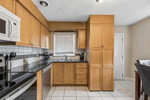 1232 Danloe Street Ne, Calgary, AB 