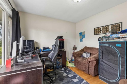 1232 Danloe Street Ne, Calgary, AB 