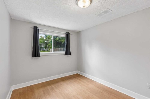 1232 Danloe Street Ne, Calgary, AB 