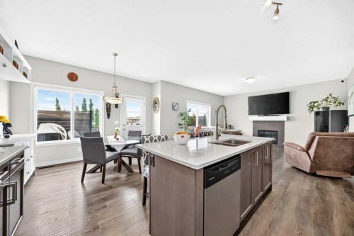 125 Bayside Loop Sw, Airdrie, AB 