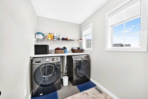 125 Bayside Loop Sw, Airdrie, AB 