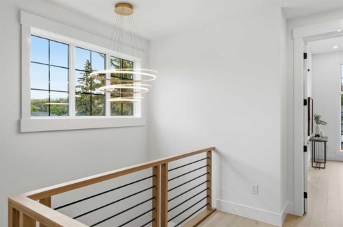 4537 21 Avenue Nw, Calgary, AB 