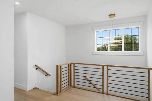 4537 21 Avenue Nw, Calgary, AB 